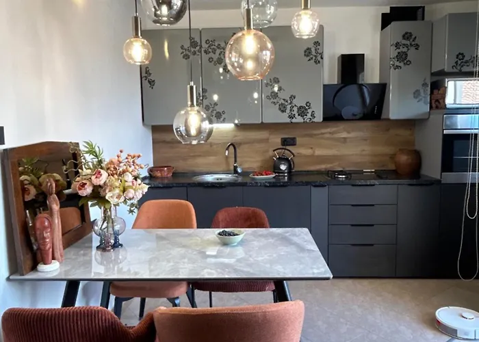 Avantgarde Apartment